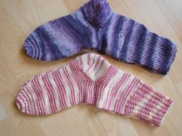 2 Paar Wollsocken Handgestrickt Gr. 36/37