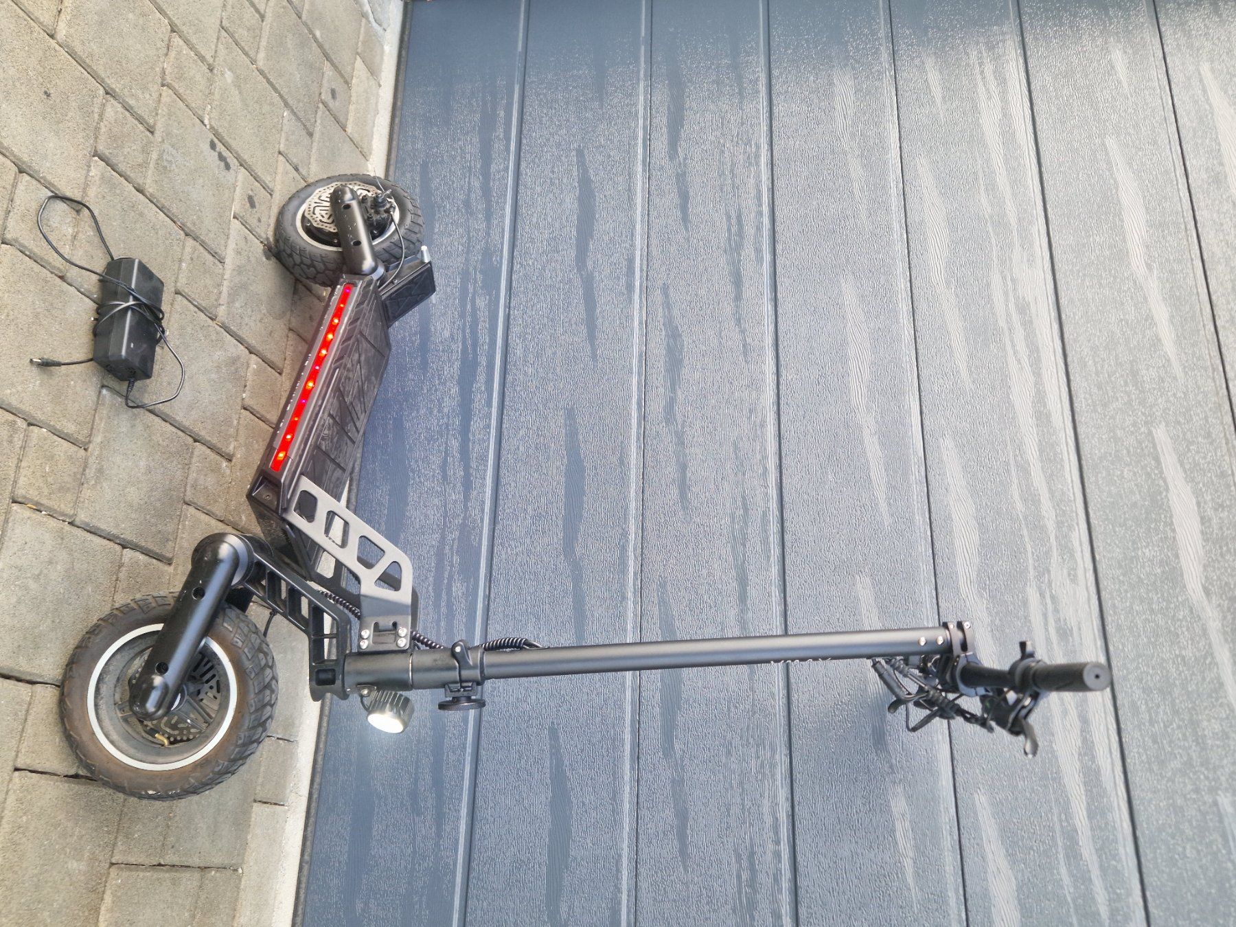 Scooter: E-SCOOTER Vmax R40 E Scooter 1000 Watt – Usato da Balgach venduto da Samki595 1