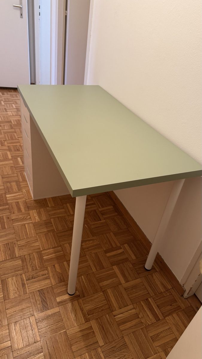 Scrivanie: Bureau enfant IKEA – Usato da Geneve venduto da pupykina 1