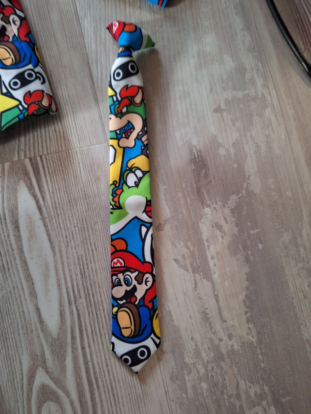Oppo Completi: Super Mario Anzug Kinder Gr 146 / 152 – Usato da Romanshorn venduto da Msdiamond17 3