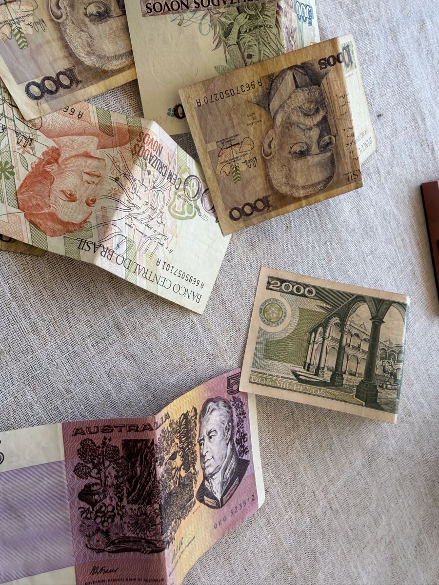 Banknoten: Billets et pièces divers, collection, bon état – Gebraucht aus Lutry von Akombi 2