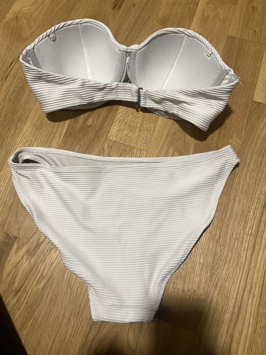 Costumi da bagno & Bikini: Maillot de bain blanc – Usato da Le Locle venduto da Mayd_h 1