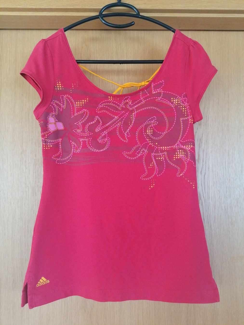 T-Shirts: T-Shirt Gr. M von Adidas – Gebraucht aus Appenzell Enggenh. von vario414