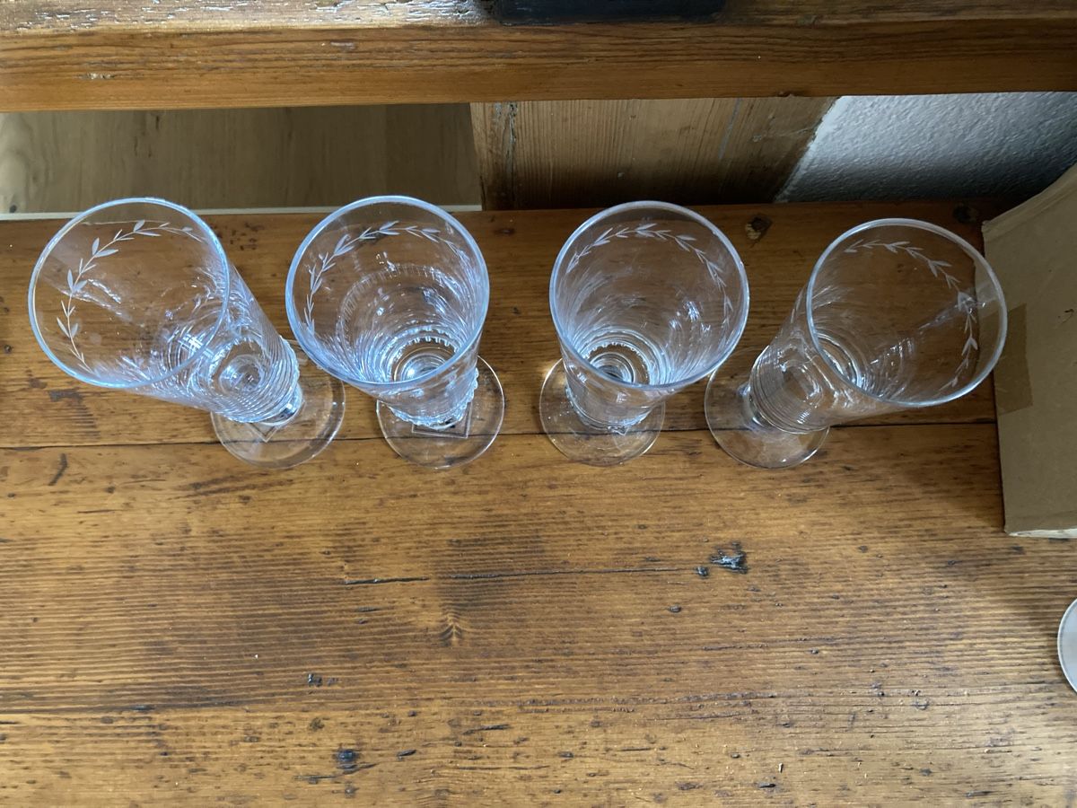 Gläser: 4 Champagner Sekt Gläser – Neu (gemäss Beschreibung) aus Bolligen von abara1 3