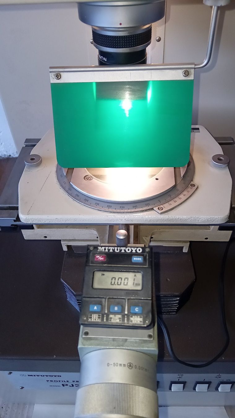 Messen: Mitutoyo PJ300  Profilprojektor – Gebraucht aus Inkwil von Daniel630 1