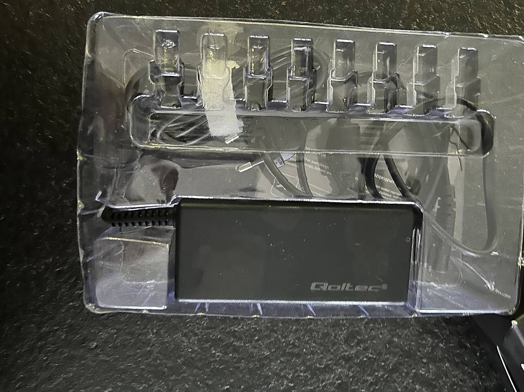 Unità & Adattatore: Monolith  notebook adapter 19V 2.1 A – Usato da Leuzigen venduto da nora999 2