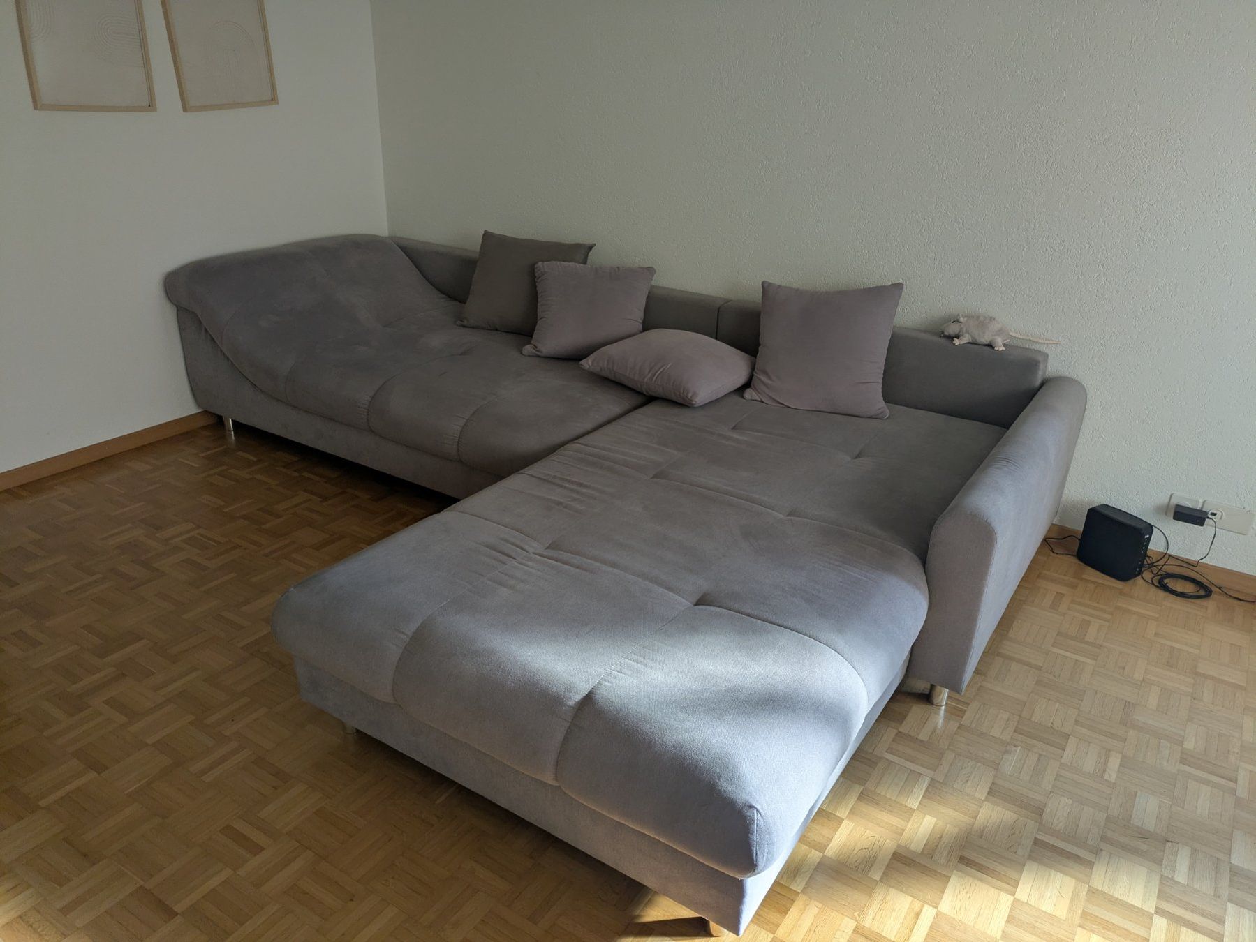 Sofas: Grosses Sofa, guter Zustand – Gebraucht aus Luzern von NateLee 1