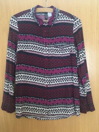 Sommer Bluse Damen mit Muster violett lila pink Grösse 36