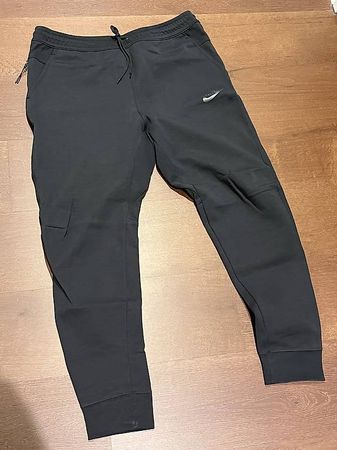 Nike Tech Fleece Hose, Schwarz, L