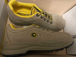 Diadora Arbeitsschuh Gr. 39/Neu/OVP