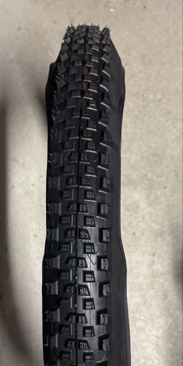 Michelin Pneus & Kompletträder: Pneu Michelin Wild  – Neu und originalverpackt aus Botyre (Ayent) von Seb010 1