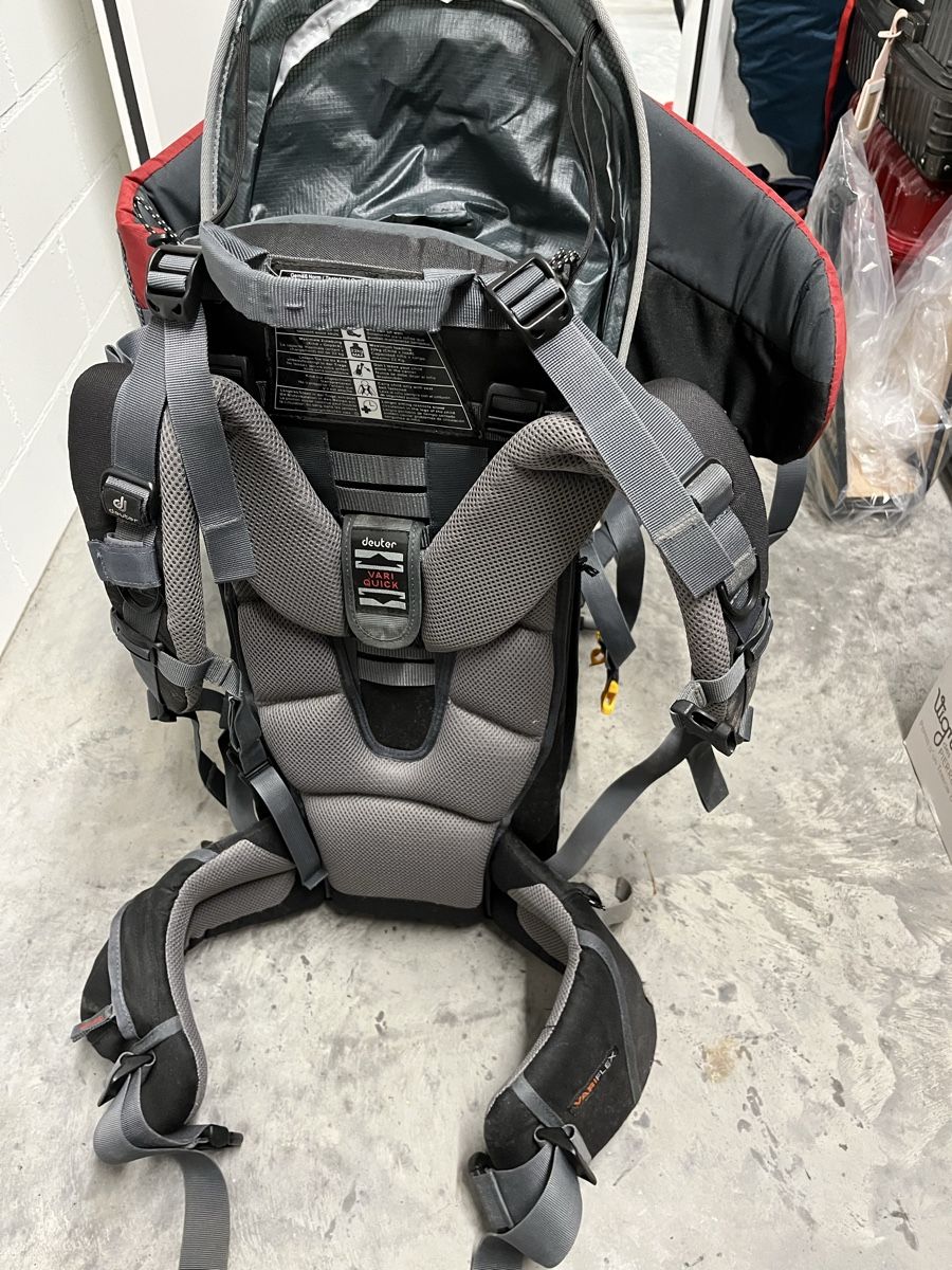 Deuter Bauch- & Rückentragen: Sac de portage de randonnée Deuter – Gebraucht aus Bern von leo_6rh9 3