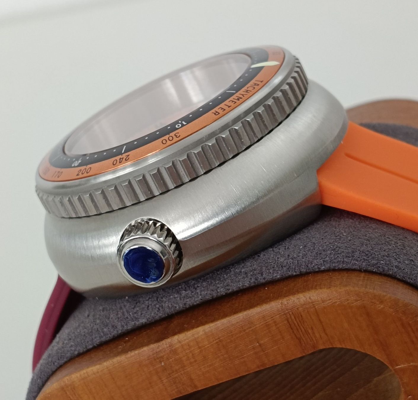 Zeno Orologi: Zeno Tachymeter Deep Diver - Limited Edition mit Garantie – Nuovo (secondo la descrizione) da Teufen ZH venduto da bee50two 2