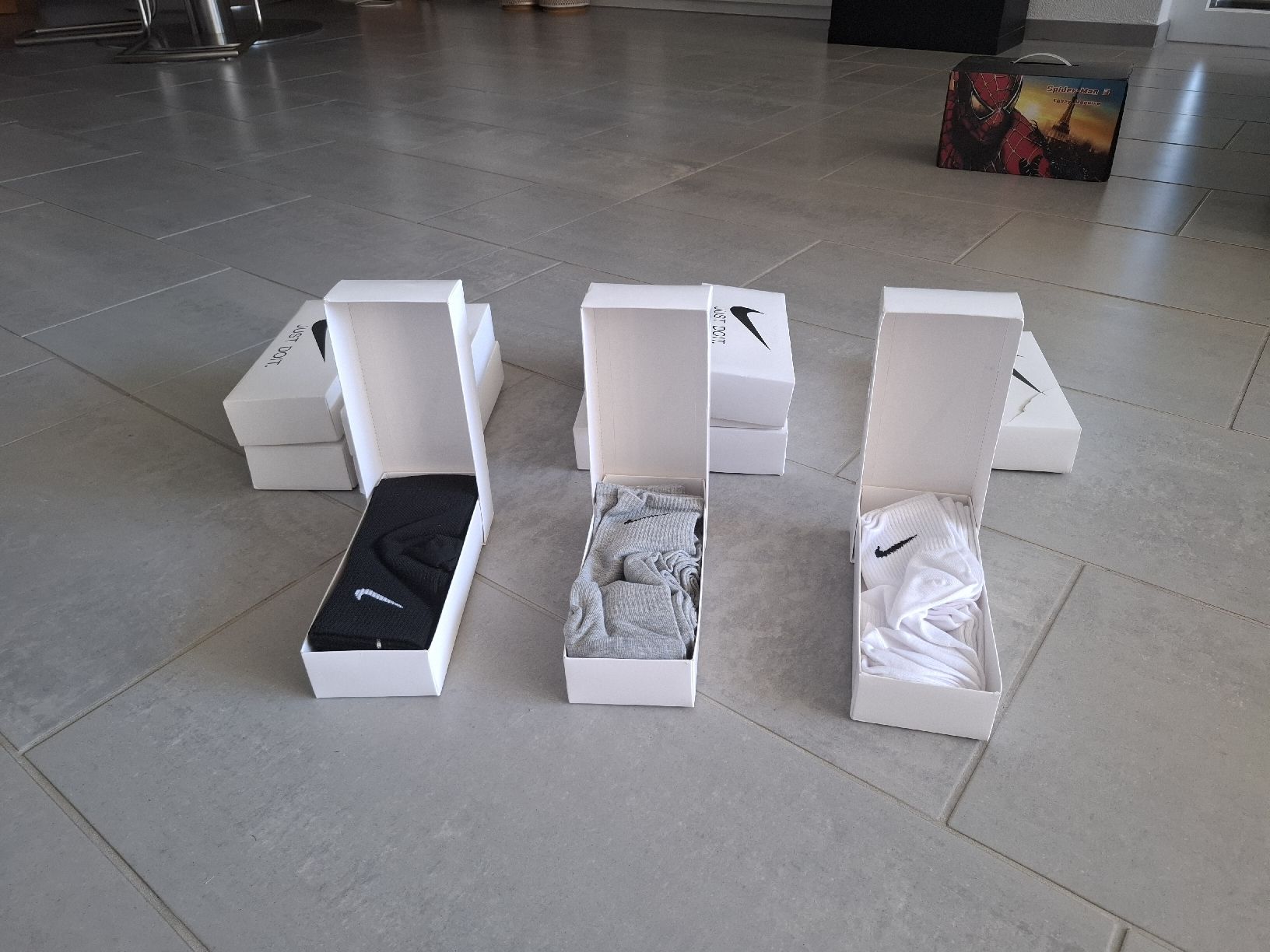 Calze:  Nike Socken 5er Packs – Nuovo e nell'imballaggio originale da Hohentannen venduto da MagmaCollectibles
