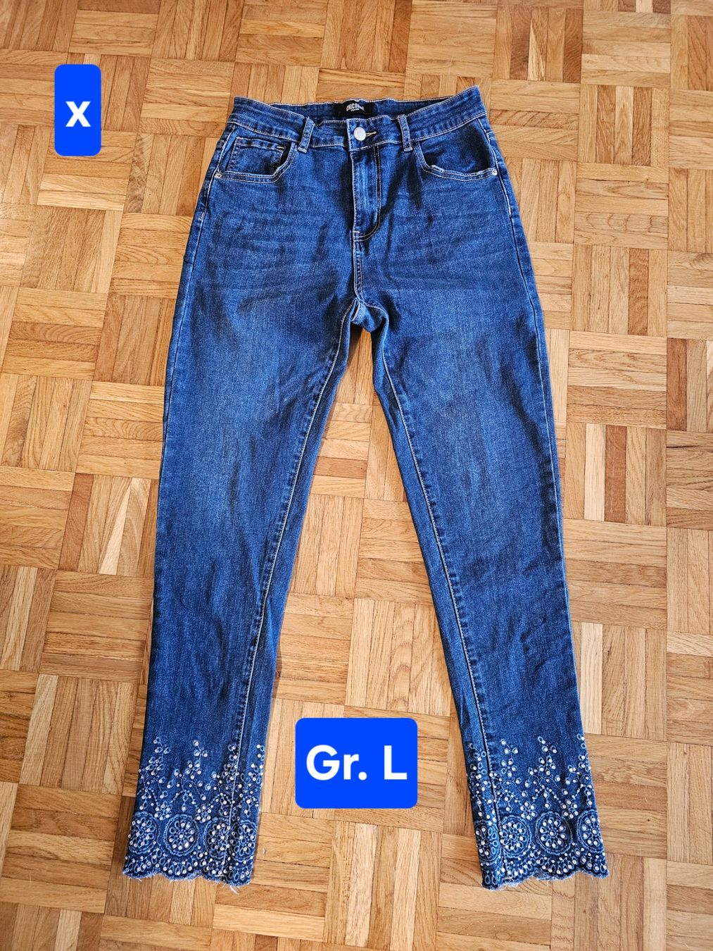 Jeans: Jeans Gr. L – Neuf (Voir description) à Hombrechtikon par malaika03