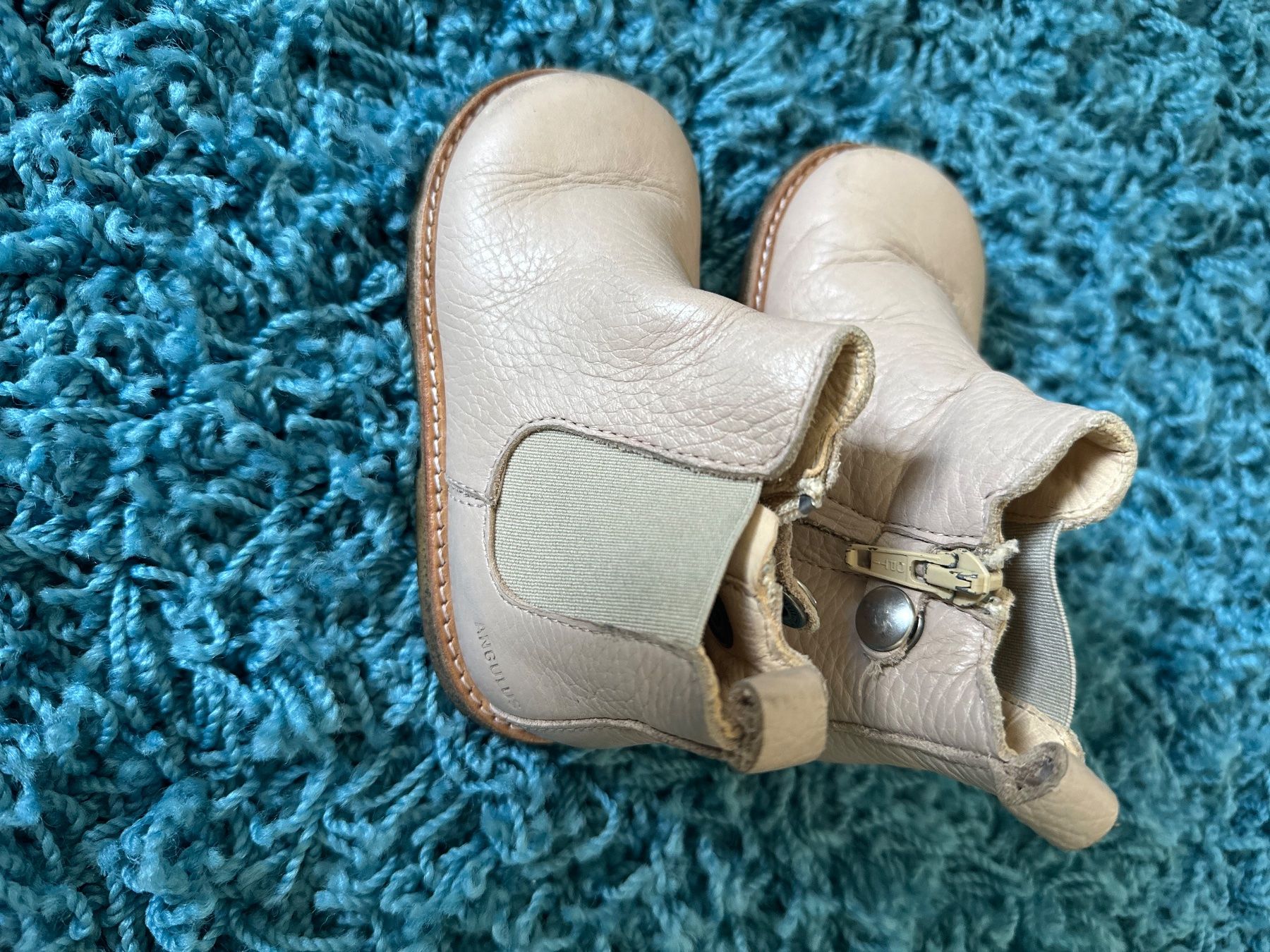 Scarpe per ragazze: Angulus Schuhe, Gr. 22 – Usato da Horgen venduto da YumiNoir