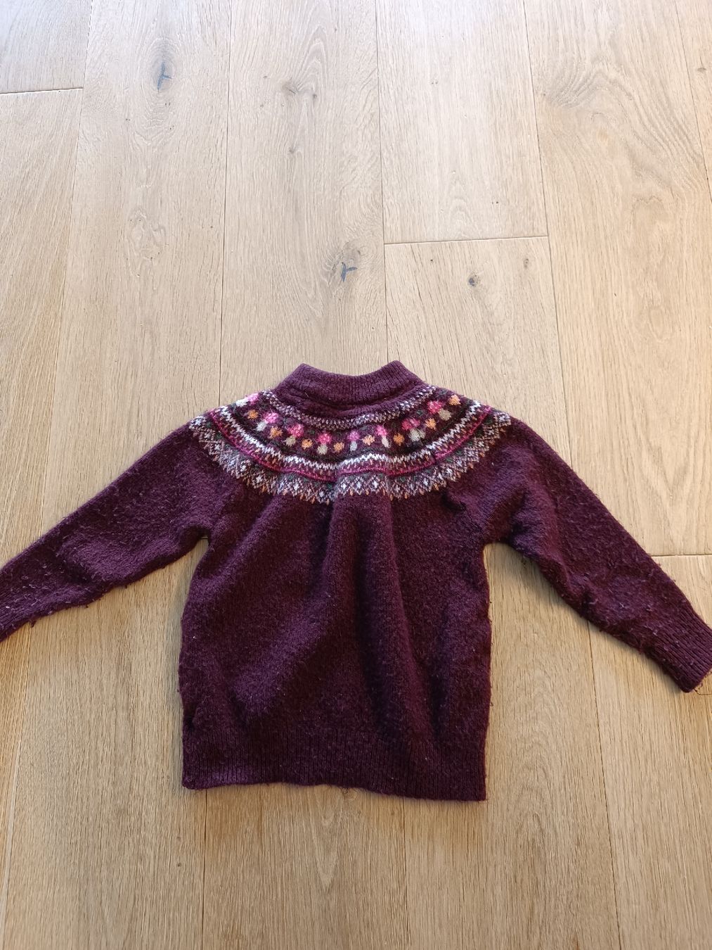 C&A Maglioni & Felpe: Winter Pulli, C&A, ca. 98 Grösse, Lila Strickmuster – Usato da Berikon venduto da mezzze 1