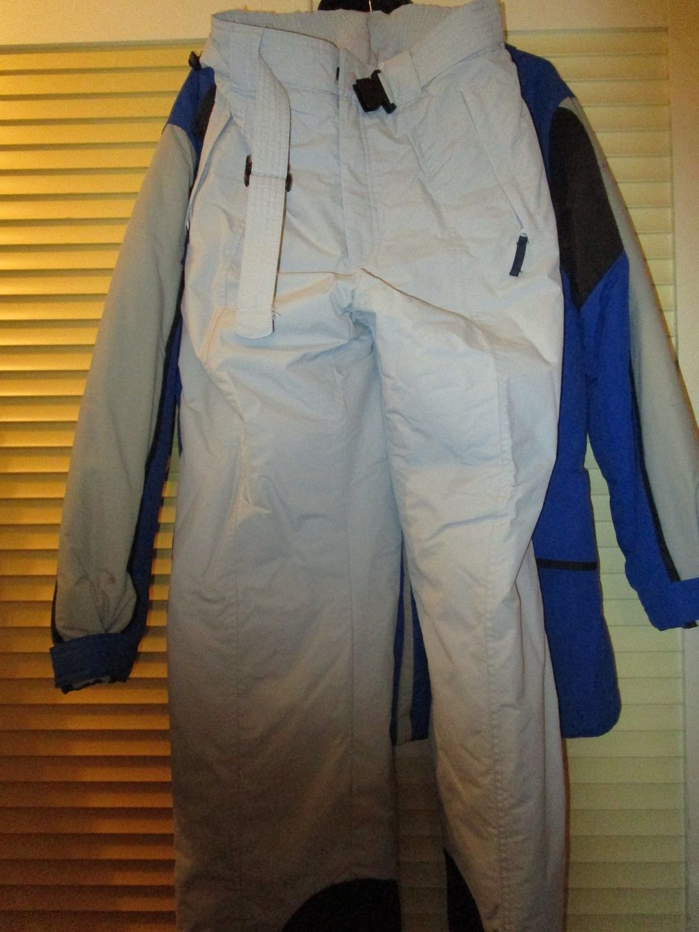 Completi & Tailleur: Skijacke und Skihose – Usato da Riehen venduto da goretto 1