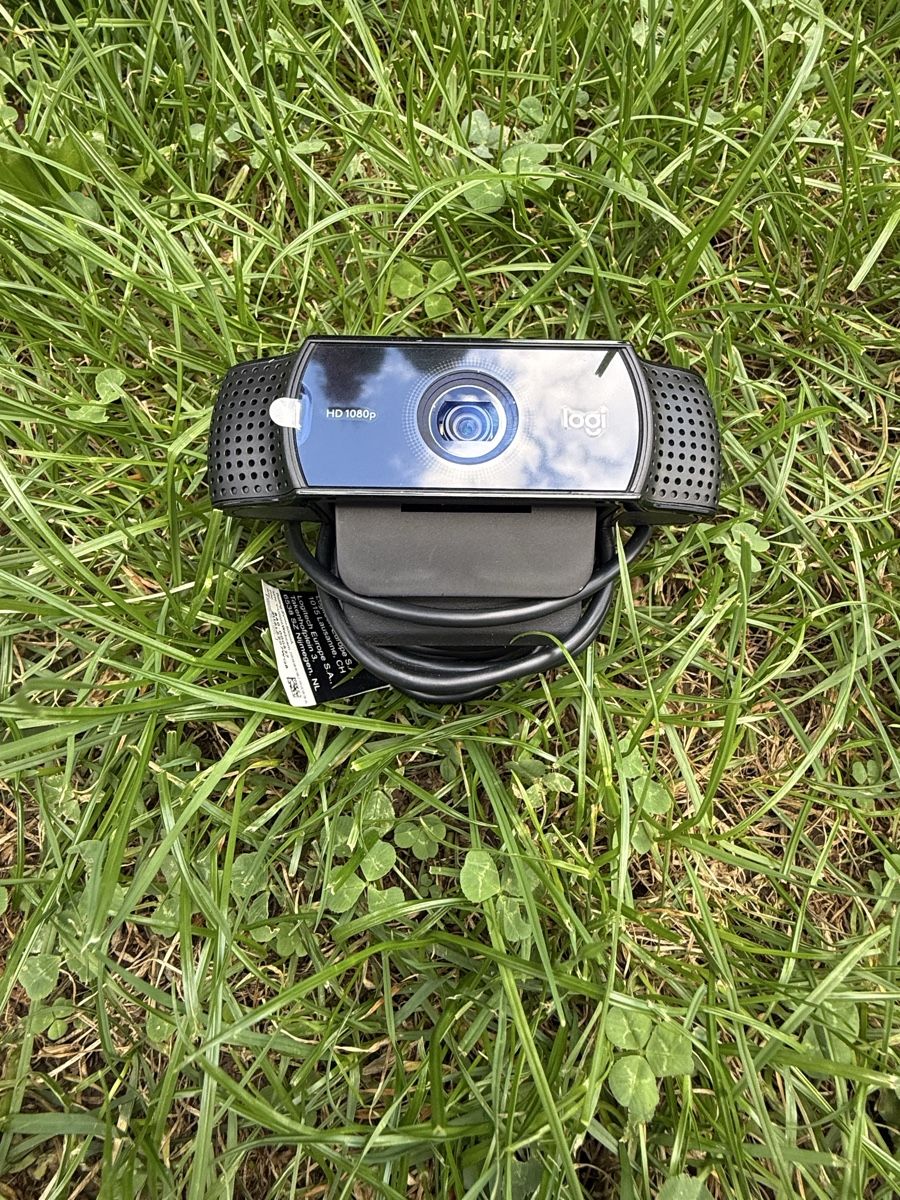 Logitech Webcam: Logitech Webcam 860-000527 – Nuovo (secondo la descrizione) da Buch am Irchel venduto da Sweetharth