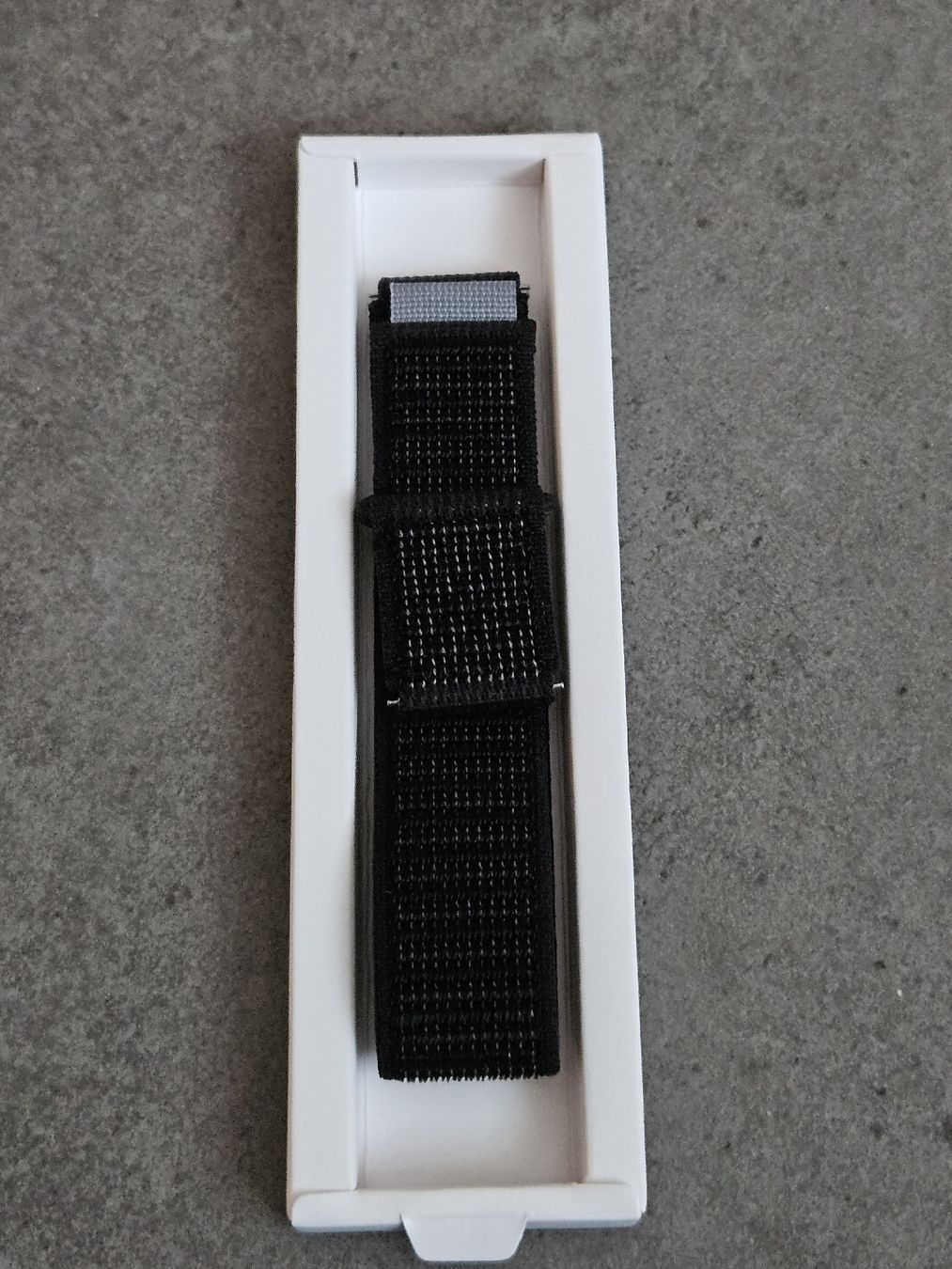 Armbänder & -reifen: Samsung Fabric Band M/L – Neu (gemäss Beschreibung) aus Oberurnen von Khelen 1