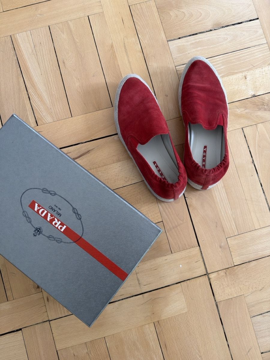 Scarpe da uomo: Prada Loafers Suede – Usato da Zürich venduto da by.mr.evans