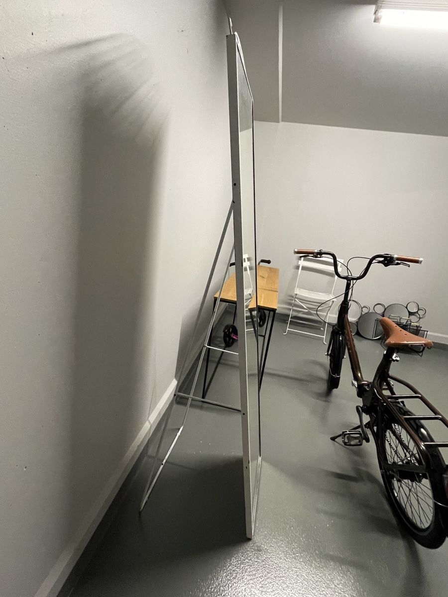 Ikea Specchi: Miroir sur pied – Usato da La Tour-de-Peilz venduto da flo_m27g 1