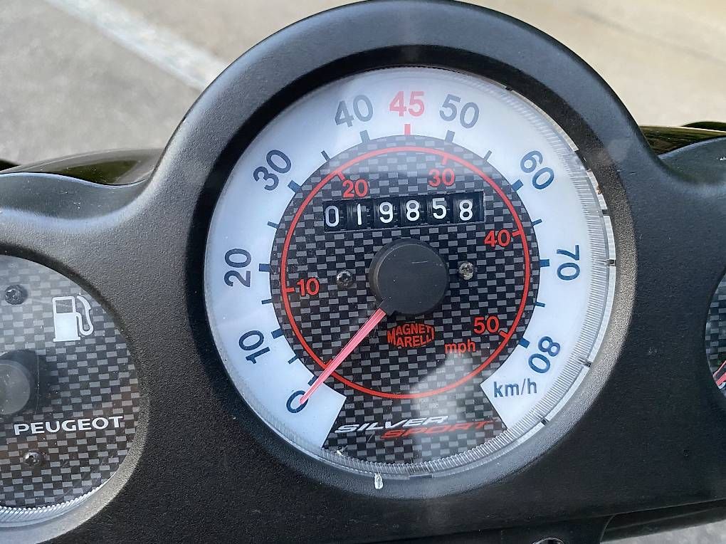 Scooter: Peugeot Speedfight 2 lc – Usato da Liestal venduto da chr_c857 4