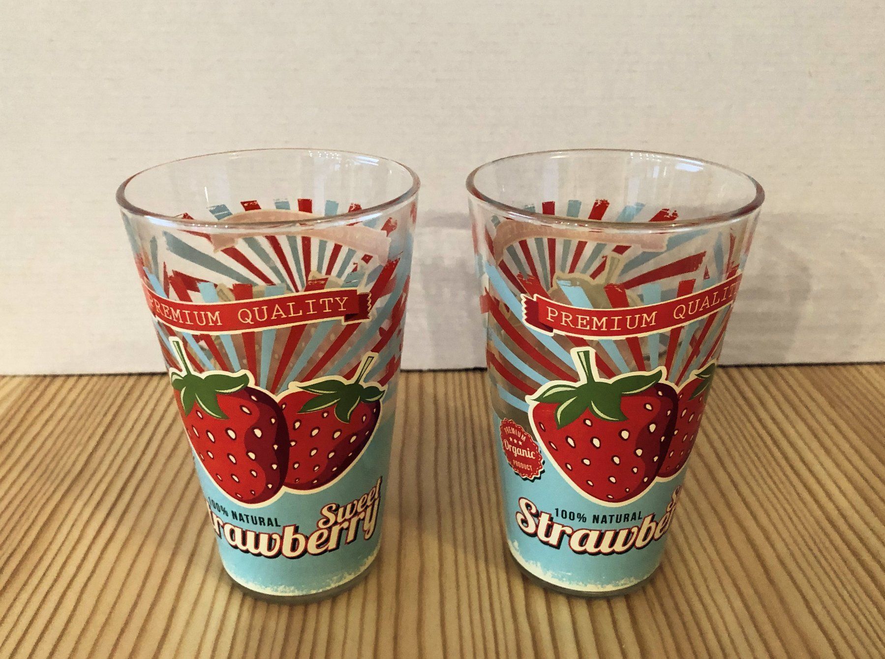 Bicchieri: Gläser Set "Erdbeeren" – Usato da Rüti ZH venduto da Jasna89