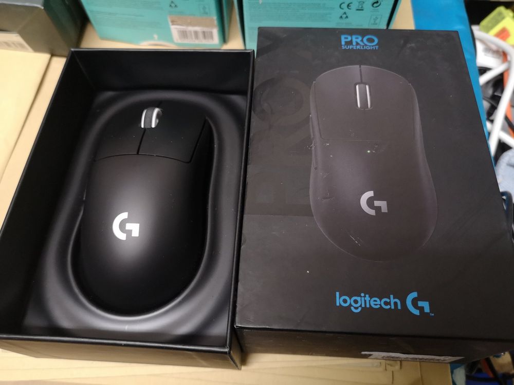 Logitech G Pro X Superlight Wireless Gaming Mouse PC maus (Neu (gemäss ...
