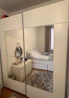 Schwebetürenschrank weiss mit Spiegel grosser Stauraum