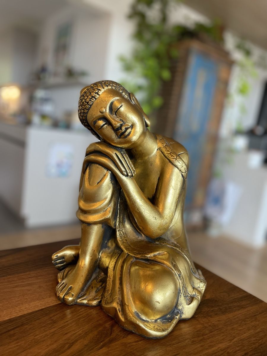Statuette: Goldene Buddha Statue von Interio – Usato da Dotzigen venduto da Karo35