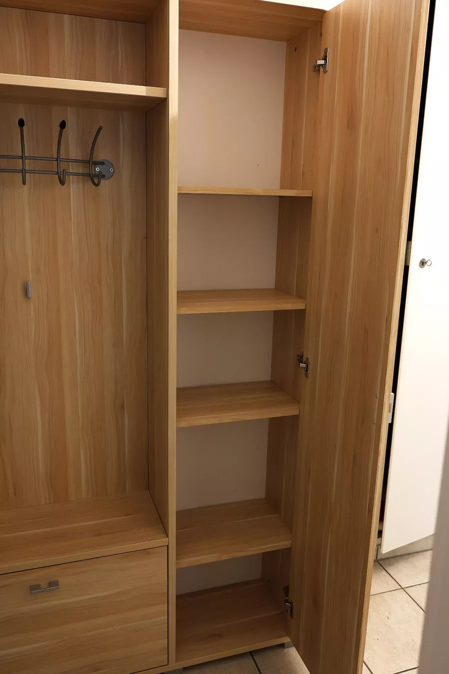 Guardaroba: Garderobe – Usato da Zollikofen venduto da KeAm 5