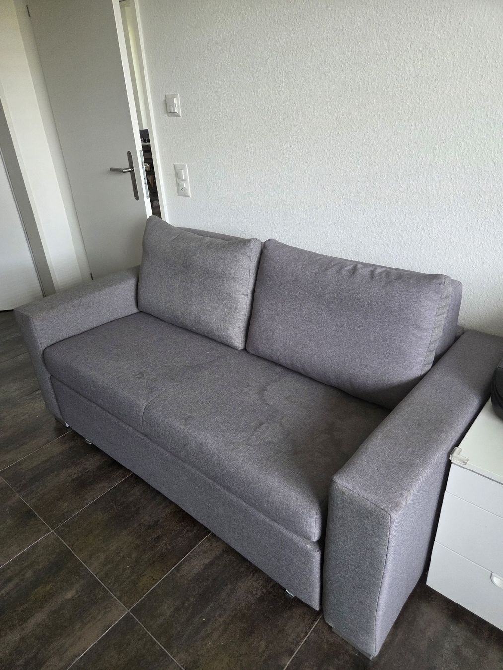 Sofas: Graues Sofa / Schlafsofa / mit Schlaffunktion – Gebraucht aus Basel von mruffcia155