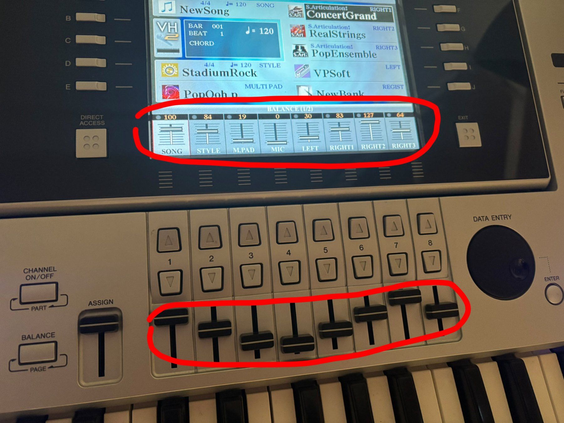 Yamaha Instruments de musique: Tyros 4 – D'occasion à Steg par EOS5DM3 3