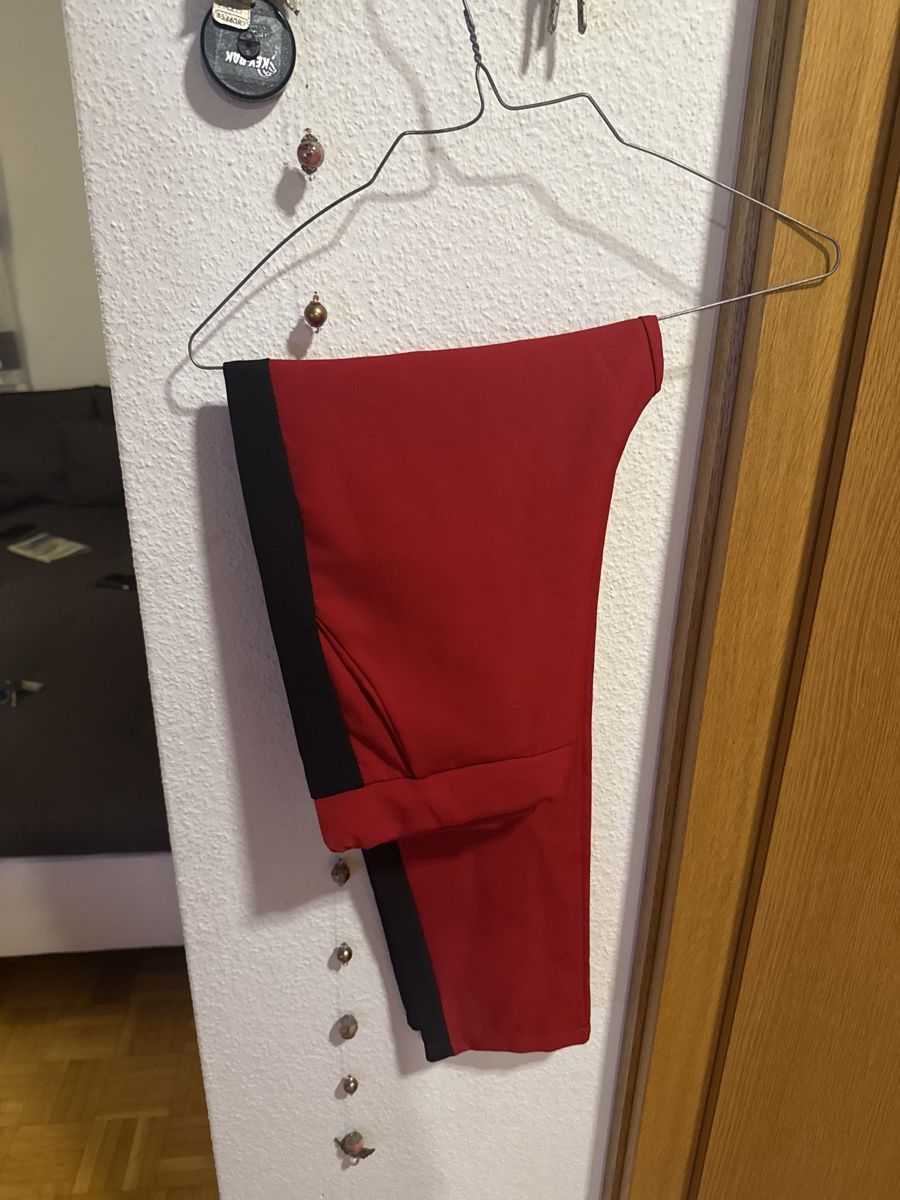 Completi & Tailleur: Rote Hose mit Streifen & Blazer Set, Grösse 38/M – Nuovo (secondo la descrizione) da Hochdorf venduto da a.patricia 2