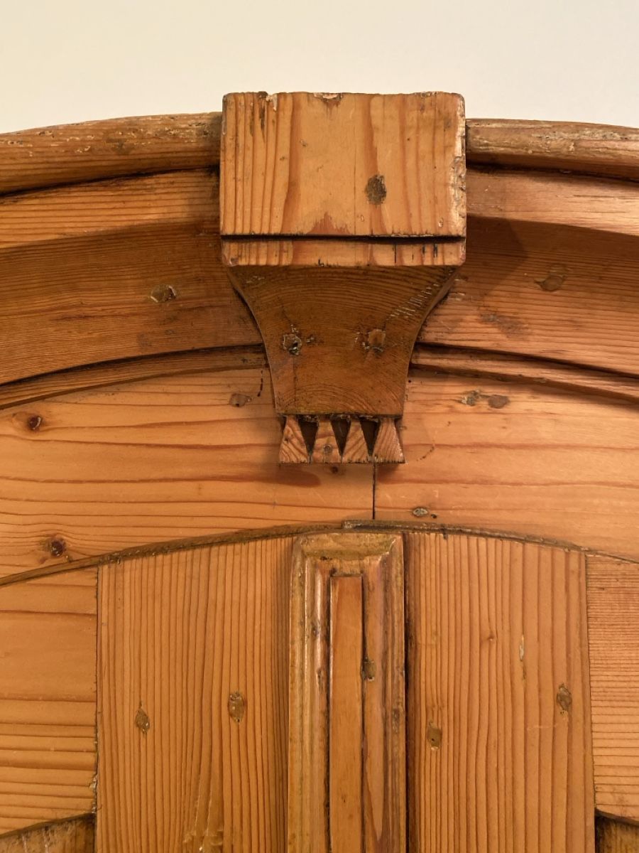 Armadi: Schrank – Usato da Luzern venduto da Gustav-33 3