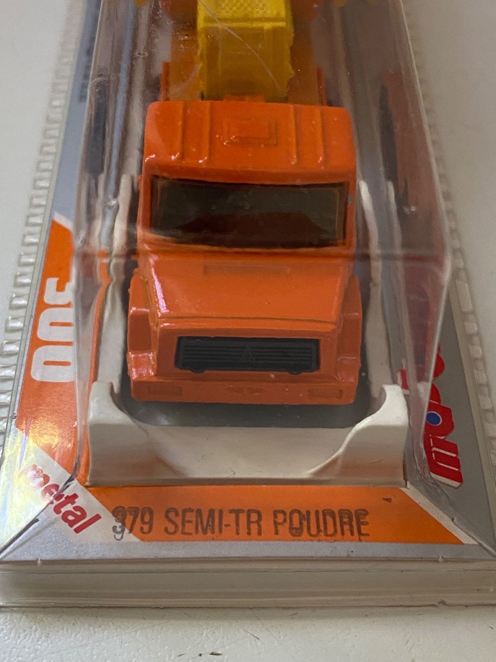 Majorette Modellautos: MAJORETTE ZEMENTLASTWAGEN. NEU – Neu und originalverpackt aus Zürich von DidierTG 2