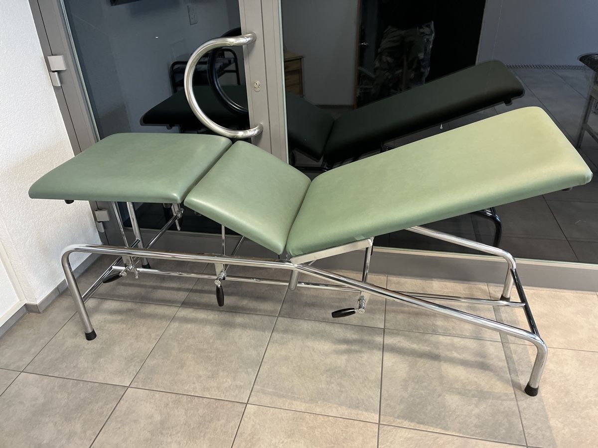 Sedie a sdraio: Tattoo-/Massageliege – Usato da Lampenberg venduto da Tenchu 3