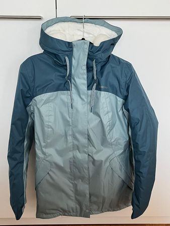 Quechua Winterjacke, Grösse M, kaum getragen