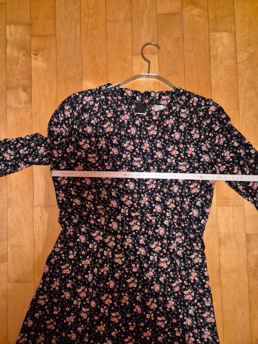 Vestiti: Blümchenkleid, Herbst-,oder FrühlingslookLook! – Usato da Walenstadt venduto da grischalounge1 3
