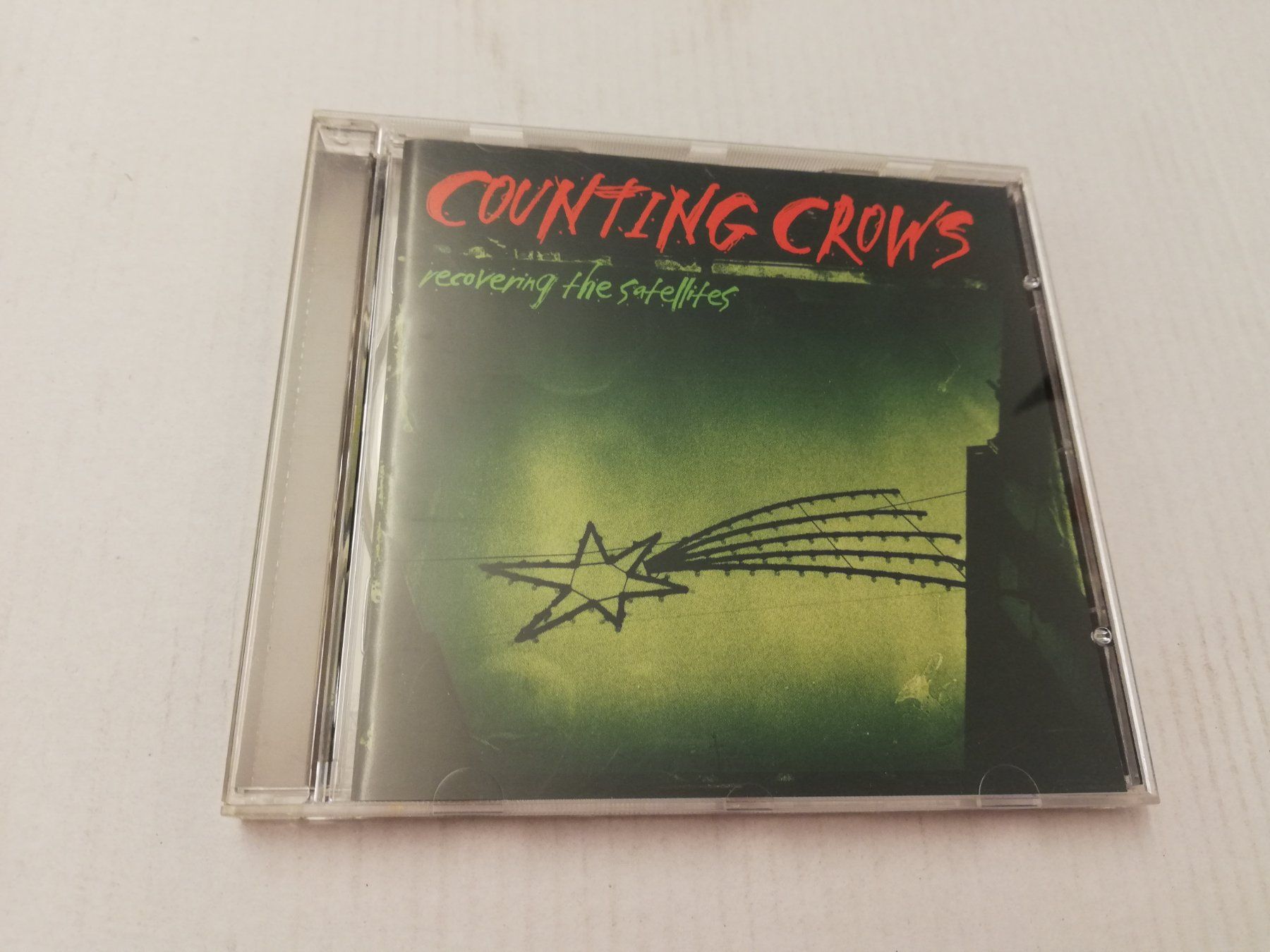 CD: COUNTING CROWS - RECOVERING THE SATELLITES – Usato da Bern venduto da Vinylsound.ch