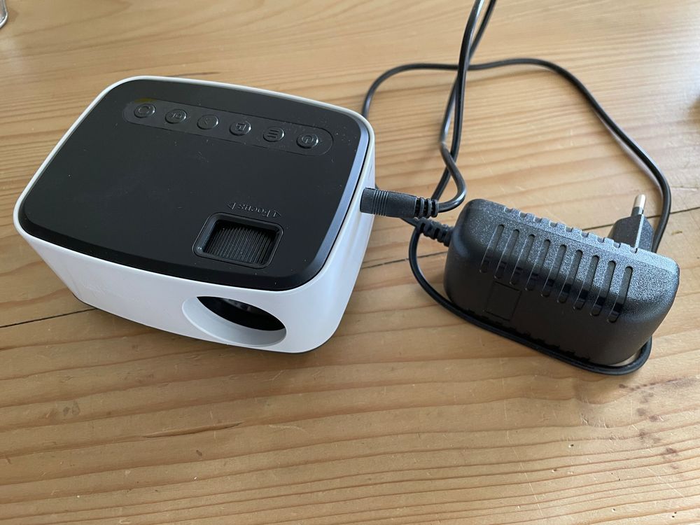 Mini Multimedia LED Projektor Beamer Heimkino Kaufen auf Ricardo