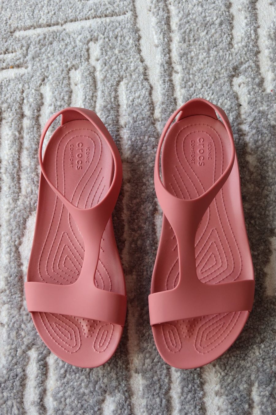 Crocs Scarpe da donna: Damensandale von CROCS, Grösse 40 - NEU – Nuovo e nell'imballaggio originale da Zürich venduto da Piki7
