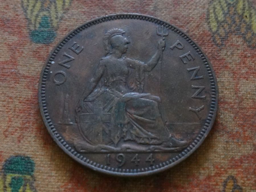 Tutti le monete: ROYAUME-UNI  OLD  One  Penny  1944 – Usato da Romanel-sur-Lausanne venduto da Swift13