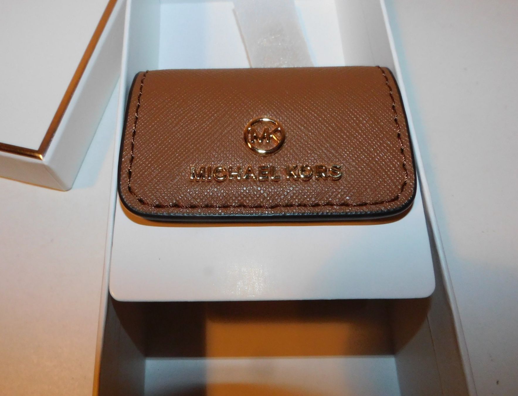 Michael Kors Borse: Rausverkauf - Design Michael Kors IPod Case   OVP – Usato da Sursee venduto da 76 3