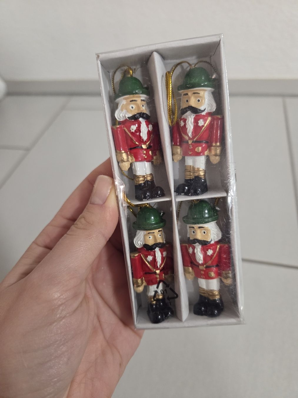 Tutte le decorazioni: Nussknacker Baumschmuck Set, 4 Stück, rot/grün – Usato da Bülach venduto da Recherchieren