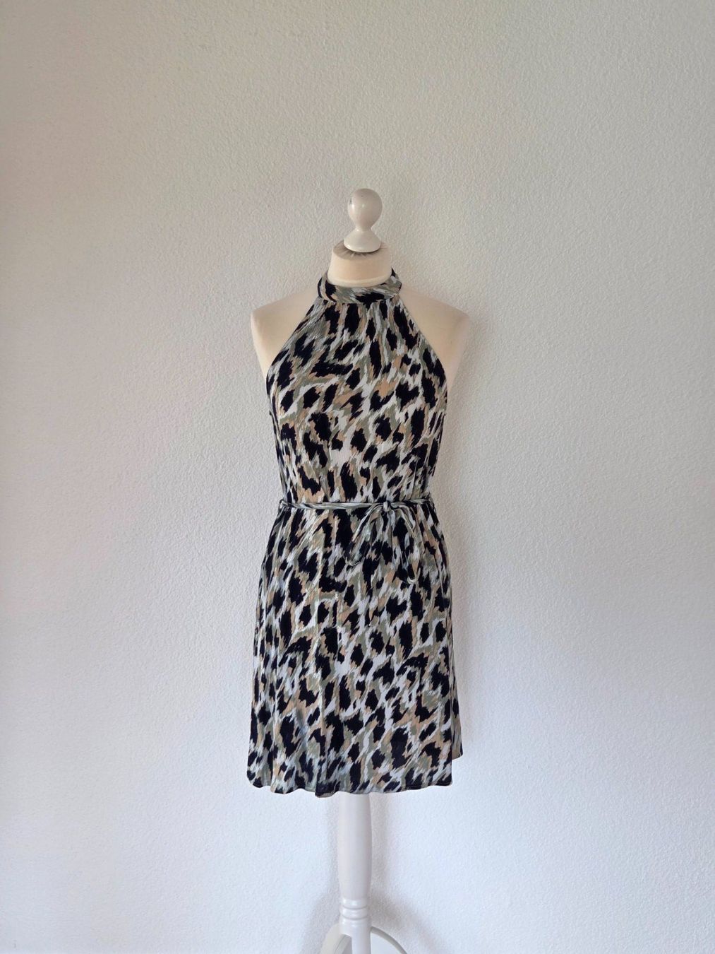 Vero Moda Vestiti: Kleid Vero Moda – Nuovo (secondo la descrizione) da Wängi venduto da Bibo4.