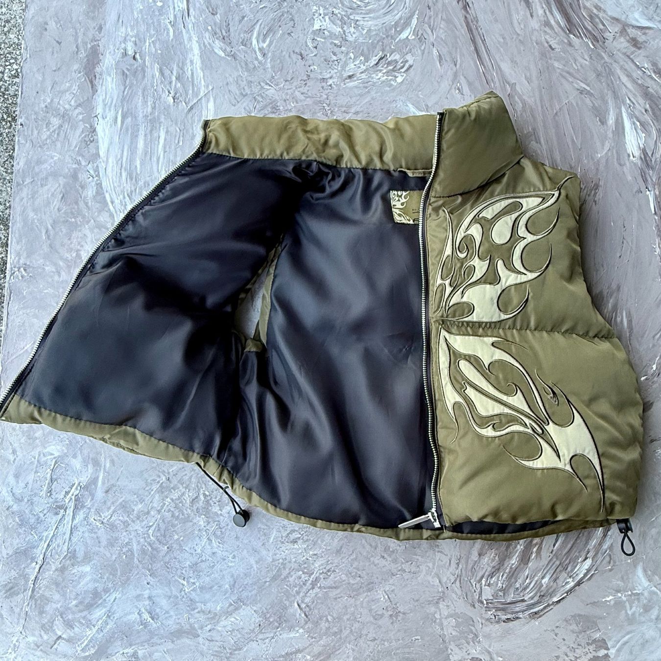 Gilet & Giacche senza maniche: Gilet, Top Graphique papillon – Usato da Thônex venduto da Suisse.Shopping 3