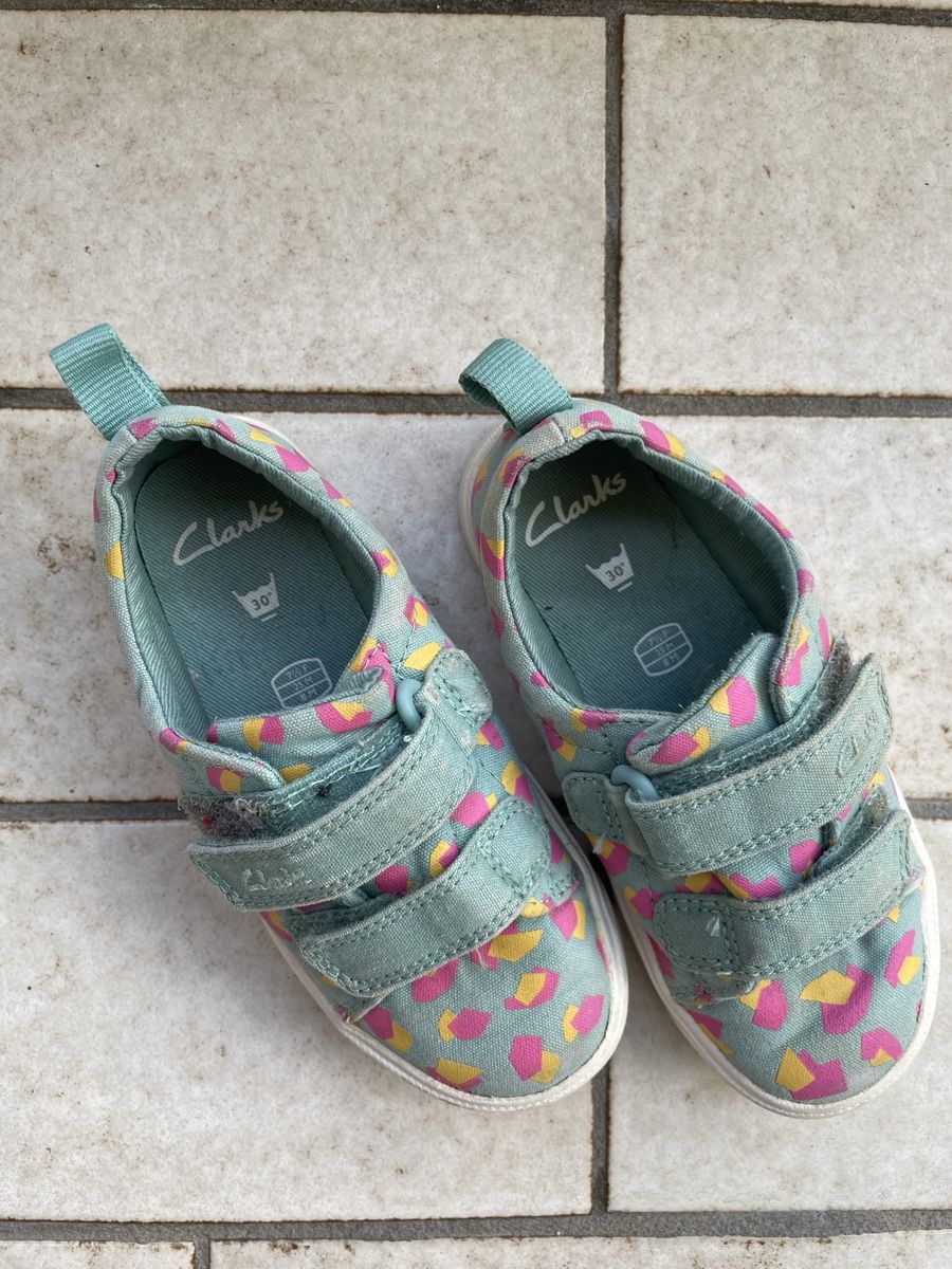 Clarks Scarpe per ragazzi: Clarks Kinderschuhe bunt gemustert – Usato da Zermatt venduto da mar_f9v6 1