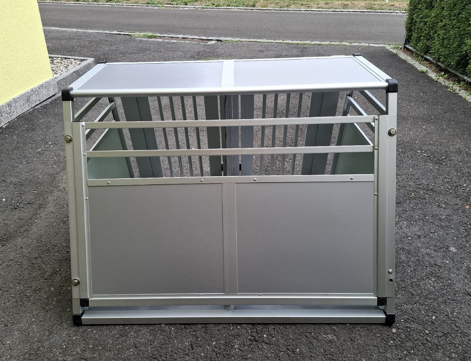 Käfige, Transport & Sicherheit: Autohundebox AluRide Doppelbox – Gebraucht aus Balzers von mackfose 1
